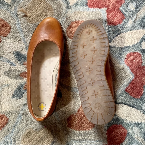 Doc Marten MaryJanes - Picture 2 of 6